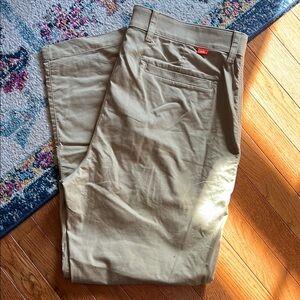 Nike Tan Chinos Versatile Cotton Blend